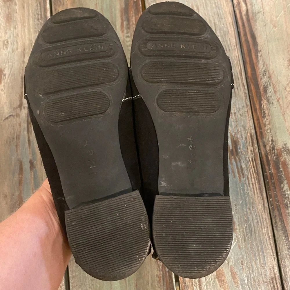 Anne Klein Suede Hanya Loafer Black Suede Leather Women’s Size 6 Flats Shoes
